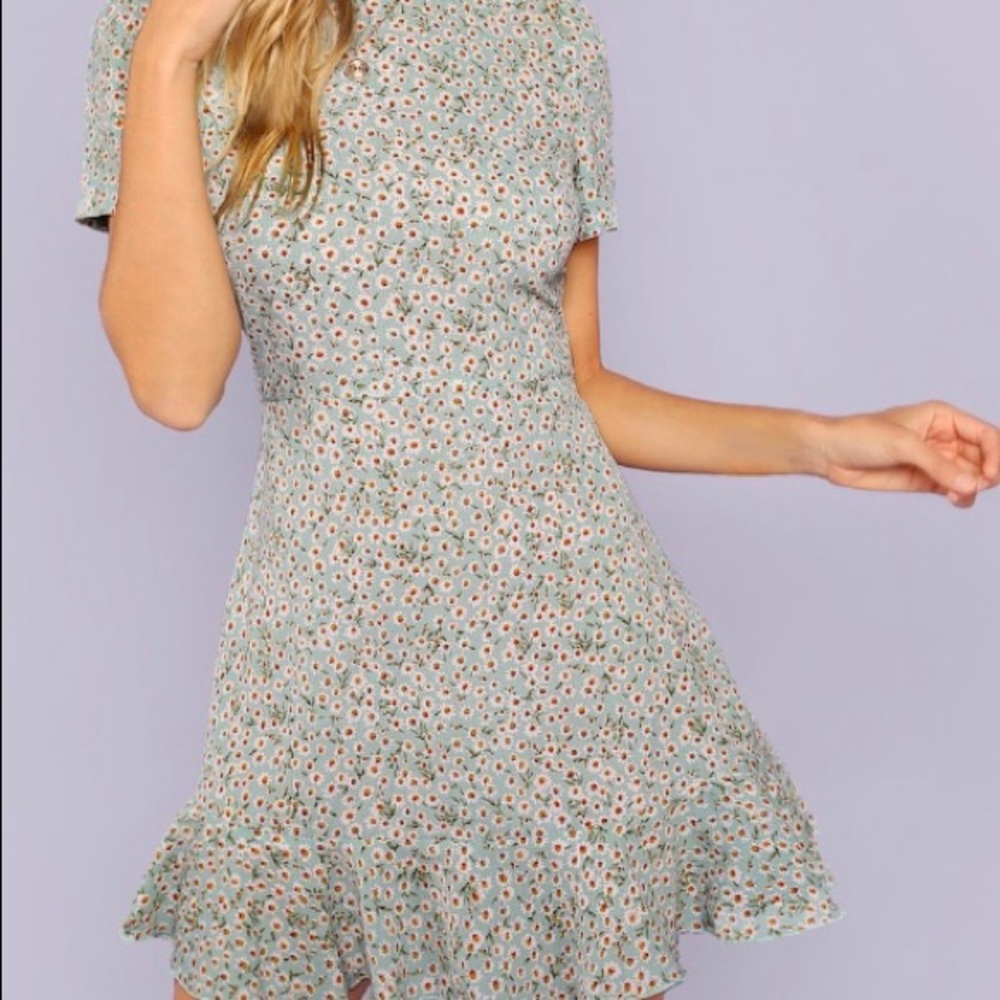 floral flowy ruffle summer dress